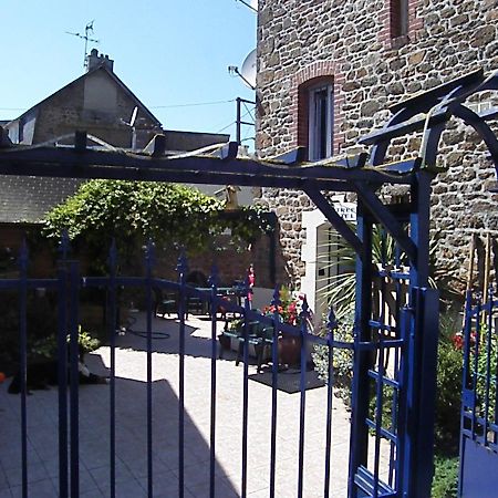 Hotel De La Gare Saint-Malo Exterior foto